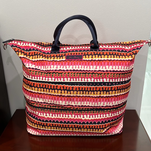 Vera Bradley Lighten Up Expandable Travel Bag Rio Squiggle - Picture 4 of 11